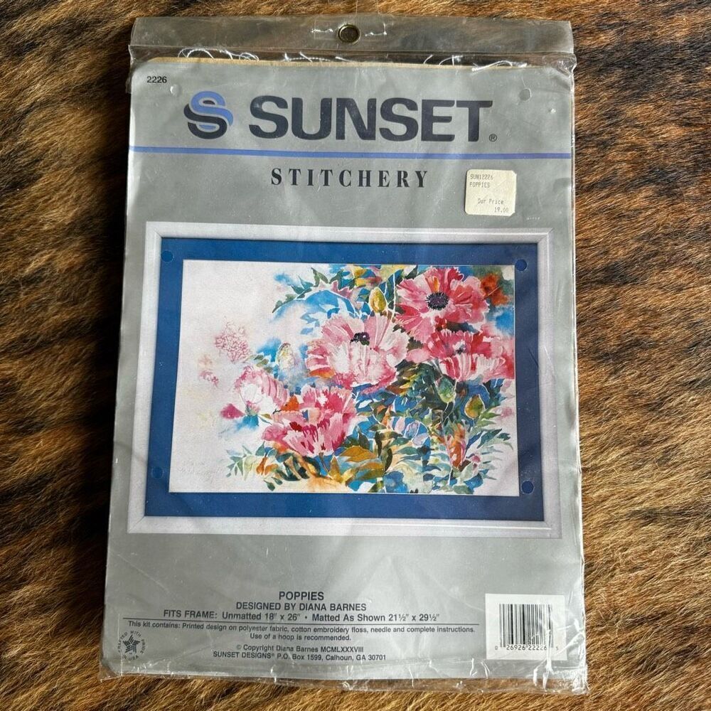 Sunset Stitchery Kit “Poppies” By Diana Barnes New Sealed